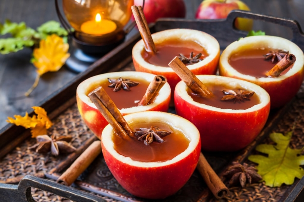 Apple cider Christmas catering idea