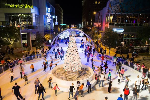 city skate holiday ice rink