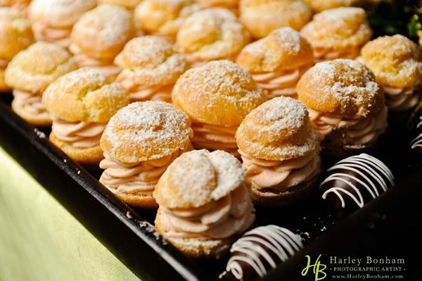 cream puffs